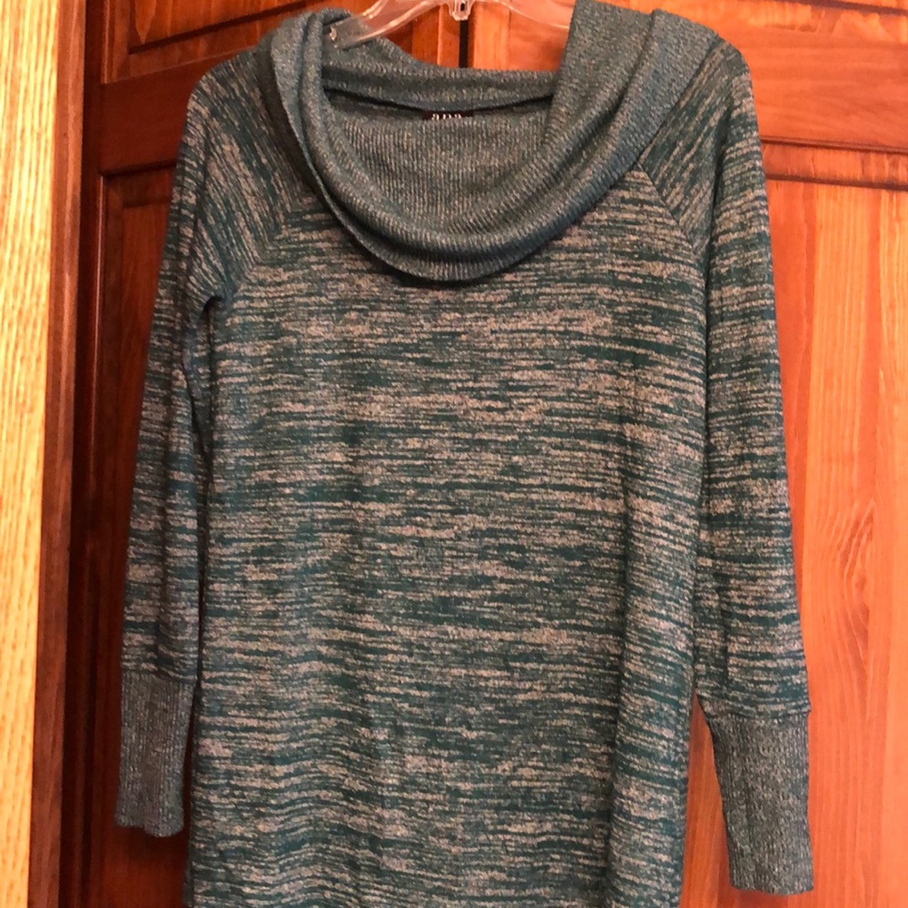 Pretty green cowl neck!